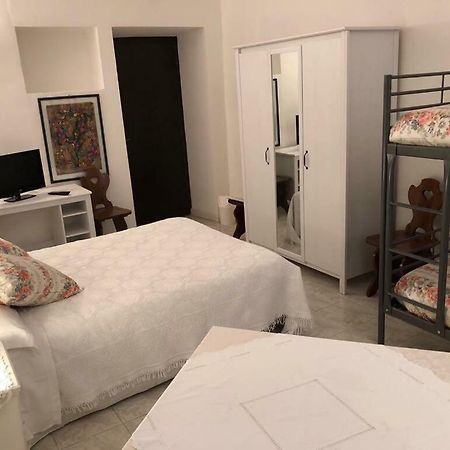 مبيت وإفطار مونْكالييري A Casa Di Lory المظهر الخارجي الصورة